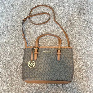 Michael Kors: Jet Set Travel Extra-Small Logo Top-Zip Tote Bag